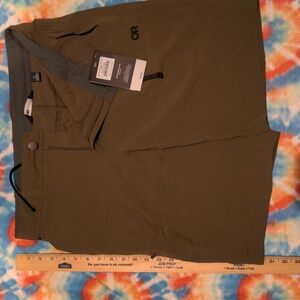 NWT OR Outdoor Research Men's Ferrosi Shorts 36 Loden